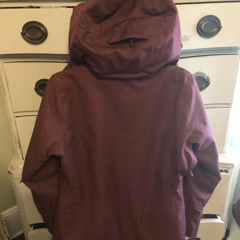 The North Face Inlux 2.0. Not Insulated! - Picture 5 of 15